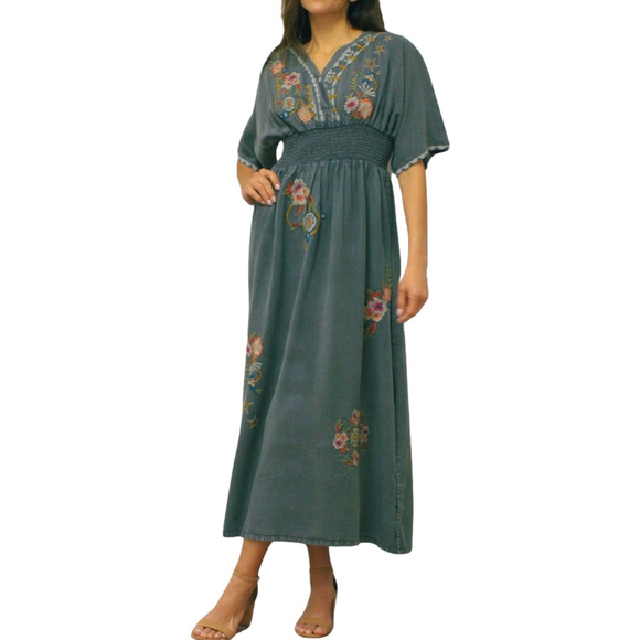 151. NWT WOMENS KYLA SEO S (FIT XL) DETAIL DRESS - Picture 1 of 5